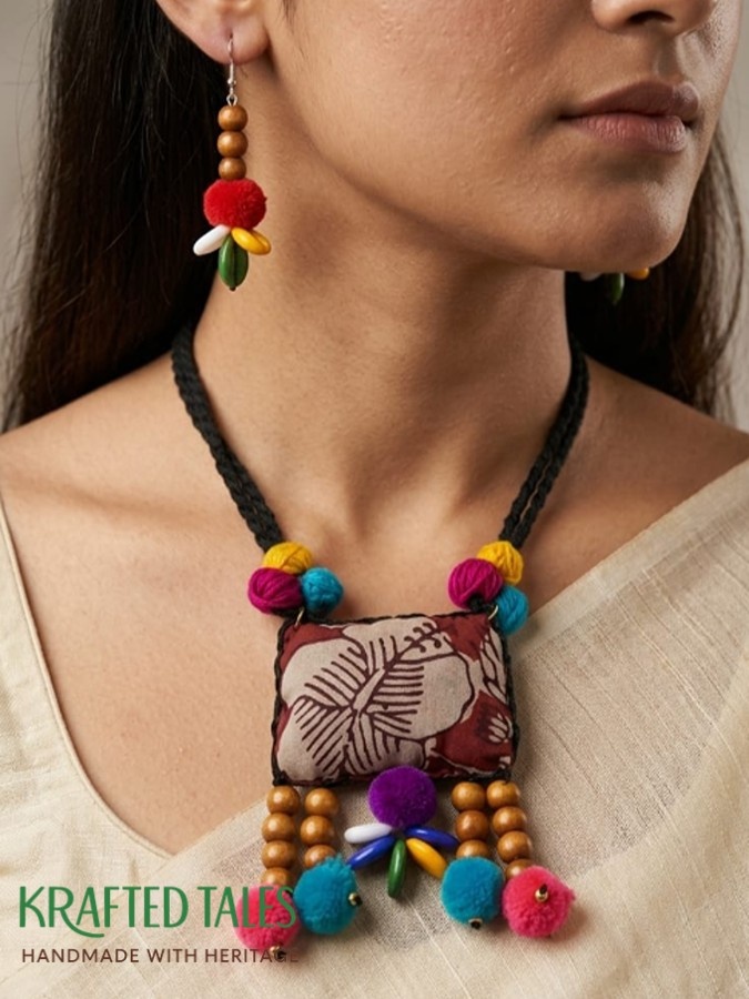 Handcrafted jewelry in Kolkata India