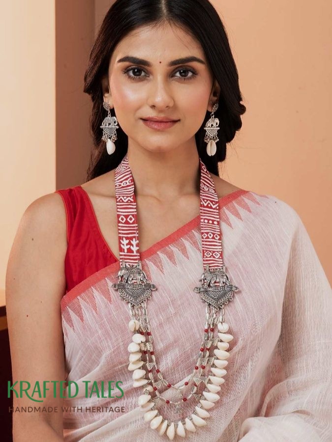 Handmade jewelry in Kolkata India