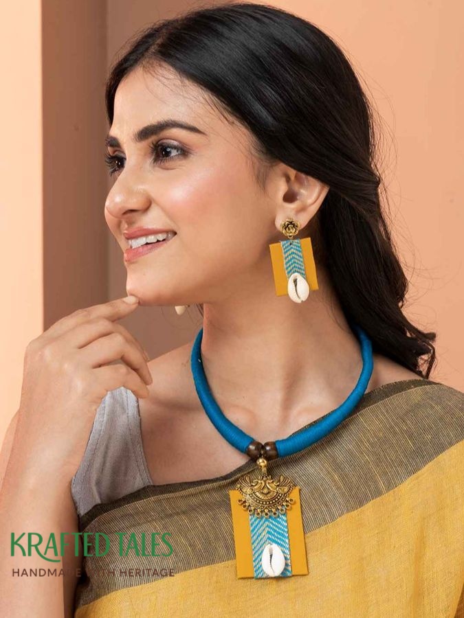 Handmade jewelry in Kolkata India