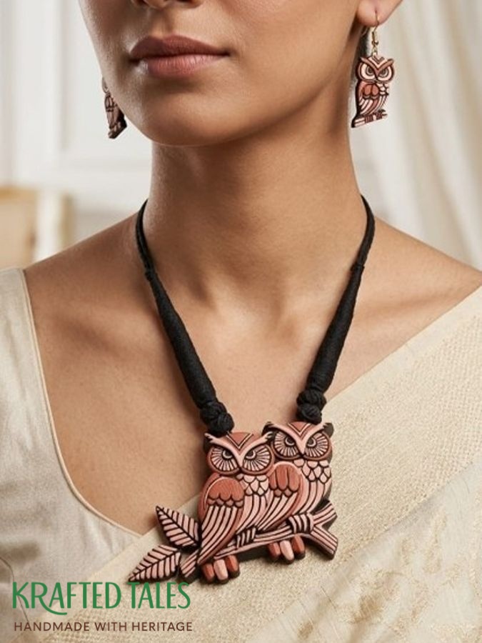 Handmade jewelry in Kolkata India