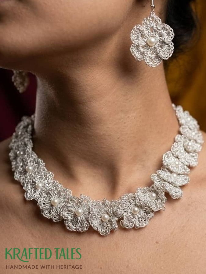 Handmade jewelry in Kolkata India