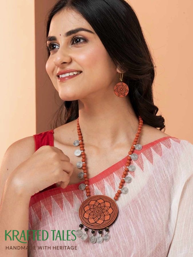 Handmade jewelry in Kolkata India